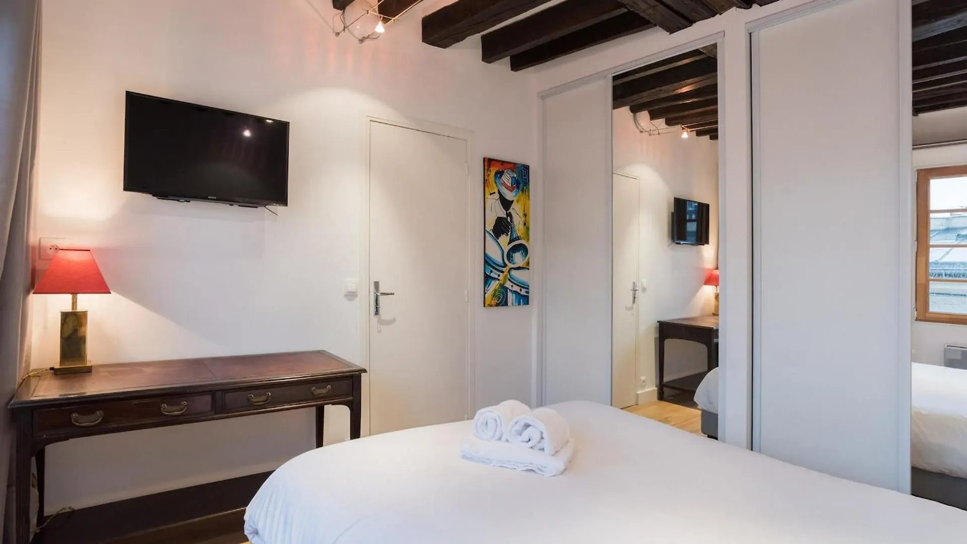 Appartement Le Marais & Square Du Temple - Cityapartmentstay Paris